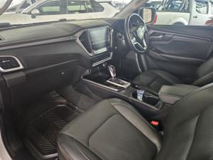 Isuzu D-Max 3.0TD Extended cab LSE 4x4 - Image 9