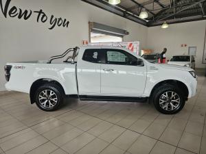 Isuzu D-Max 3.0TD Extended cab LSE 4x4 - Image 4