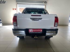Toyota Hilux 2.8GD-6 double cab 4x4 Raider auto - Image 5