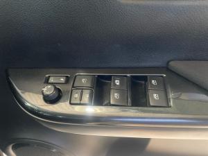 Toyota Hilux 2.8GD-6 double cab 4x4 Raider auto - Image 9