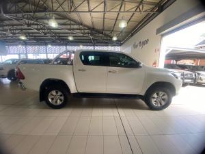 Toyota Hilux 2.8GD-6 double cab 4x4 Raider auto - Image 3