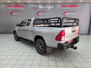 Toyota Hilux 2.4 GD-6 RB Raider automaticE/CAB - Image 13