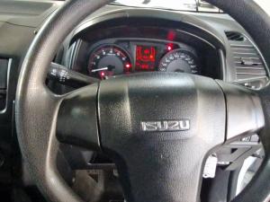Isuzu D-MAX 250 HO Fleetside Safety S/C - Image 9