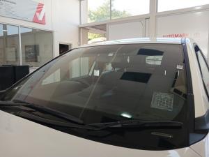 Toyota Corolla Cross 1.8 Xi - Image 16