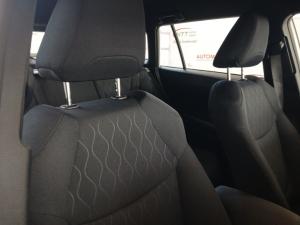 Toyota Corolla Cross 1.8 Xi - Image 19