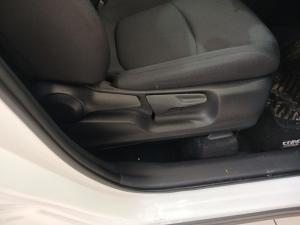 Toyota Corolla Cross 1.8 Xi - Image 21