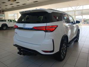 Toyota Fortuner 2.4GD-6 Raised Body automatic - Image 2