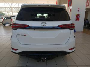 Toyota Fortuner 2.4GD-6 Raised Body automatic - Image 5