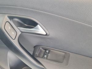 Volkswagen Polo Vivo 1.4 Trendline - Image 12