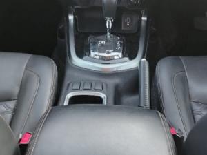 Nissan Navara 2.5DDTI LE/LE Plus 4X4 automatic D/C - Image 11
