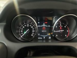 Land Rover Discovery Sport HSE TD4 - Image 10