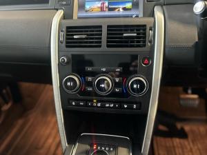 Land Rover Discovery Sport HSE TD4 - Image 13