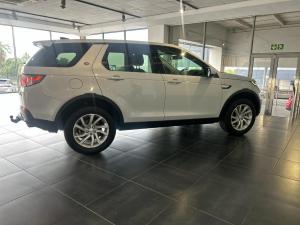 Land Rover Discovery Sport HSE TD4 - Image 5