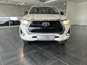 Toyota Hilux 2.4GD-6 single cab 4x4 Raider manual - Image 2