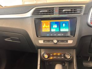 MG ZS 1.5 Luxury - Image 10