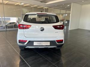 MG ZS 1.5 Luxury - Image 6