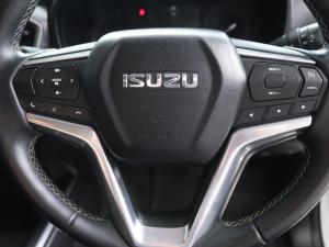 Isuzu D-Max 1.9TD double cab LS auto - Image 12