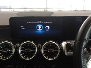 Mercedes-Benz GLB GLB220d 4Matic Progressive - Image 12