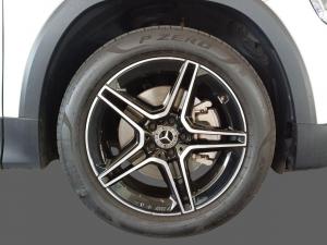 Mercedes-Benz GLB GLB220d 4Matic Progressive - Image 16