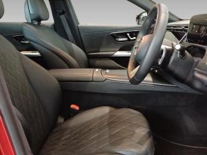 Mercedes-Benz E-Class E220d Avantgarde - Image 13