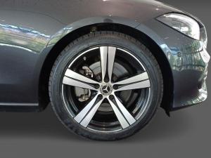 Mercedes-Benz C-Class C200 Avantgarde - Image 15