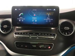 Mercedes-Benz V-Class V300d Exclusive - Image 11