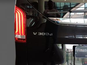 Mercedes-Benz V-Class V300d Exclusive - Image 19
