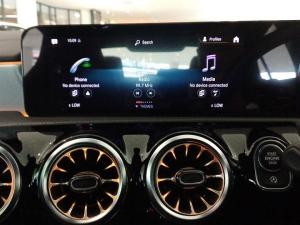 Mercedes-Benz CLA CLA220d Progressive - Image 11