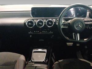 Mercedes-Benz CLA CLA200 Progressive - Image 10