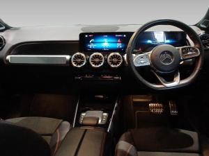 Mercedes-Benz GLB GLB220d 4Matic AMG Line - Image 4