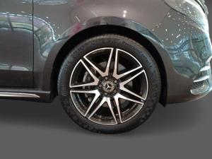 Mercedes-Benz V-Class V300d Exclusive - Image 14