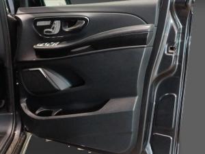 Mercedes-Benz V-Class V300d Exclusive - Image 16