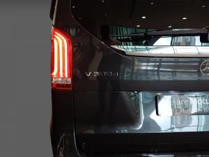 Mercedes-Benz V-Class V300d Exclusive - Image 18