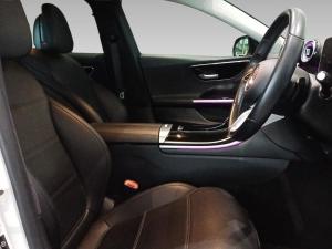 Mercedes-Benz C-Class C200 Avantgarde - Image 13