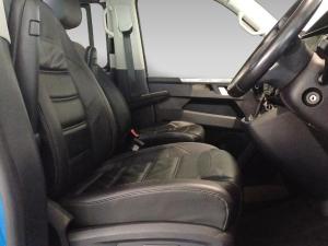 Volkswagen Caravelle 2.0BiTDI Highline 4Motion - Image 13