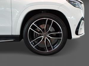 Mercedes-Benz GLS GLS450d 4Matic - Image 15