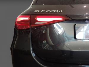 Mercedes-Benz GLC GLC220d 4Matic Avantgarde - Image 19