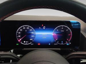 Mercedes-Benz GLA GLA200d Progressive - Image 12