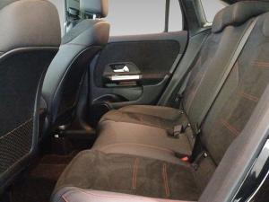 Mercedes-Benz GLA GLA200d Progressive - Image 14