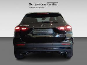 Mercedes-Benz GLA GLA200d Progressive - Image 6