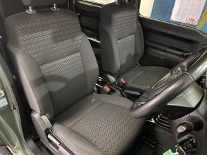 Suzuki Jimny 1.5 GLX AllGrip 3-door manual - Image 18