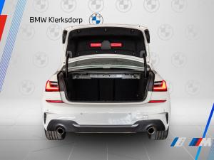 BMW 3 Series 318i M Sport - Image 10