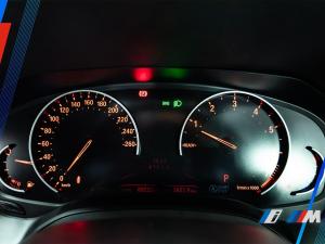 BMW 3 Series 318i M Sport - Image 18