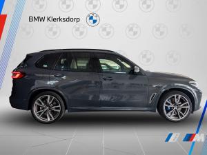 BMW X5 M50i - Image 15