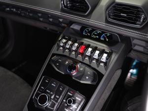 Lamborghini Huracan LP610-4 coupe - Image 12