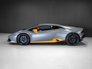 Lamborghini Huracan LP610-4 coupe - Image 9