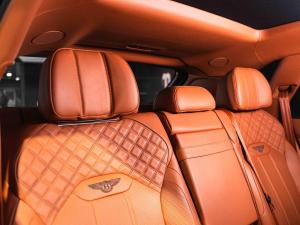 Bentley Bentayga V8 - Image 11