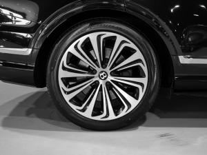Bentley Bentayga V8 - Image 20