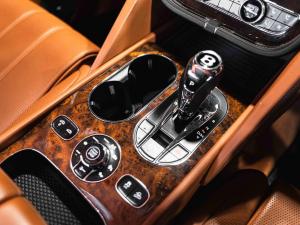 Bentley Bentayga V8 - Image 6