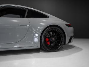 Porsche 911 Carrera S coupe - Image 16